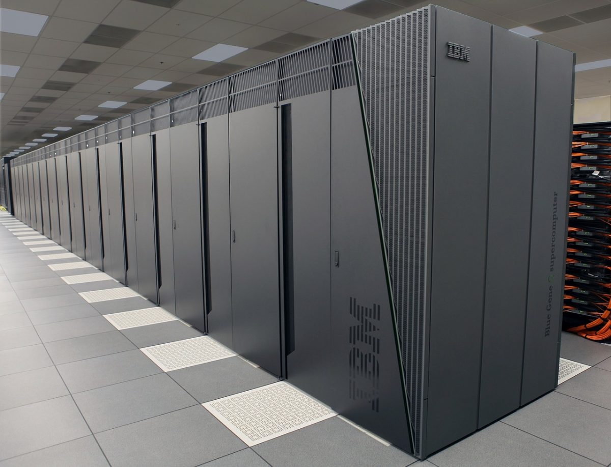 Tech Trends Artificial Intelligence Watsons Five Supercomputers Expert View