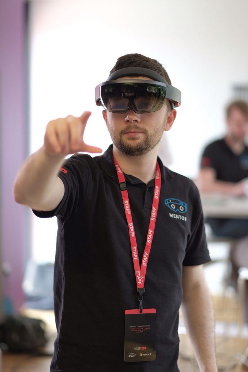Tech Trends University of Hull Mixed Reality Microsoft HoloLens Accelerator VR Consultancy